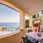 Casa Stecchi *